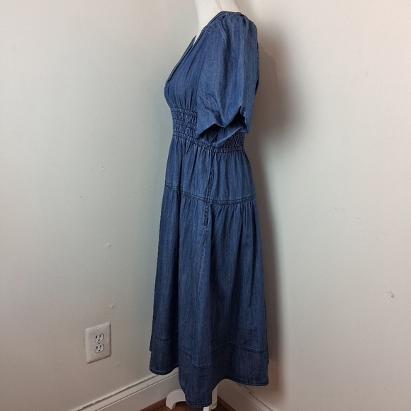 Pilcro Smocked Puff-Sleeve Denim Cotton Dress Size Small - Picture 8 of 12